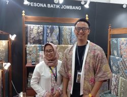 Hadirkan Warna Alam, Pesona Batik Jombang Warnai INACRAFT 2024