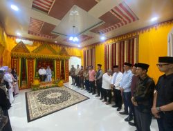 Komandan Lanal Sabang Disambut Prosesi Adat Peusijuek di Pendopo Walikota Sabang