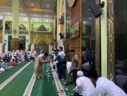 Bersama FKPD Bintan, Danlanal Bintan Hadiri Tabligh Akbar