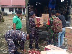 Bantu Korban Banjir dan Longsor di Kabupaten Lebong, BUMN Se-Provinsi Bengkulu Bersinergi Lanal Bengkulu Serahkan Bantuan Logistik
