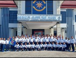 Jaga Kebugaran Fisik, Prajurit Satlinlamil 3 Gelar Olahraga Bersama Dengan Prajurit KRI Teluk Manado-537