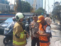 Layani Masyarakat Dengan Penuh Rasa Keikhlasan