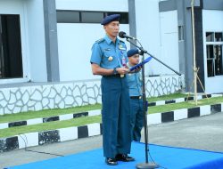 Aspers Danlantamal I Pimpin Upacara Bendera