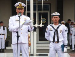 Lanal TBA Upacara Peringati HUT Ke-79 TNI AL