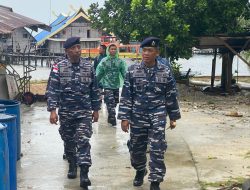 Cuaca Buruk Tidak Menghalangi Danlanal Bintan Laksanakan Patroli Keamanan Laut dan Kunjungi Posal Mapur