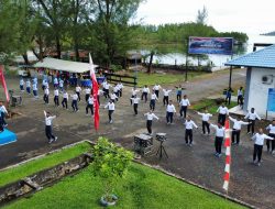 Prajurit Tangguh Mijago Fani Tegok Lanal Simeulue Laksanakan Olahraga Bersama Dalam Rangkaian Hari Armada RI Tahun 2024