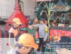 Bakti Sosial Bhabinkamtibmas Johar Baru dan Tiga Pilar Bersih-bersih Vihara Sebagai Wujud Kepedulian Sosial