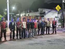 Patroli Cipta Kondisi Gabungan Piket Fungsi Polsek Johar Baru untuk Jaga Keamanan dan Ketertiban