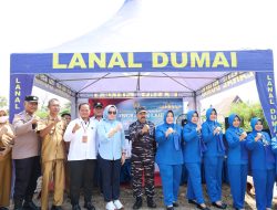 Wujudkan Program Ketahanan Pangan Nasional, Lanal Dumai Tebar Ribuan Bibit Ikan Patin dan Ikan Nila