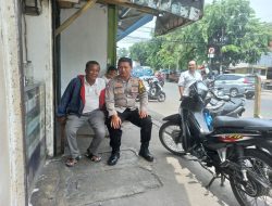 Bhabinkamtibmas Kebon Kacang Berikan Imbauan Kepada Ojek Pangkalan RW 09