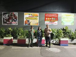 Bhabinkamtibmas dan Babinsa Kampung Rawa Pasang Spanduk Himbauan Kamtibmas, Ingatkan Warga Jaga Keamanan