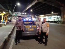 Polisi Bubarkan Balap Liar di Depan Green Pramuka, Jakarta Pusat