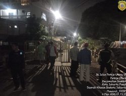 Polsek Metro Gambir Gelar Patroli Kamtibmas di Petojo Utara, Antisipasi Tawuran dan Gangguan Keamanan