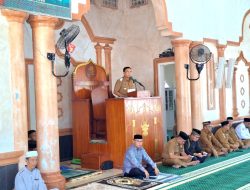 Danlanal Diwakili Pjs. Pasops Lanal Simeulue Hadiri Pelepasan Tim Safari Ramadhan 1446 H/2025 M di Kabupaten Simeulue