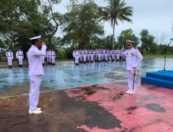 Komandan Lanal Dabo Singkep Beri Penghormatan Terakhir Untuk Prajurit dan ASN Terbaik Yang Purna Bakti