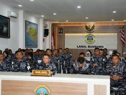 Komandan Beserta Prajurit Lanal Bandung Ikuti Exit Briefing Pangkoarmada I