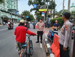 Polsek Sawah Besar Gelar Aksi Sosial Ramadhan, Bagikan 100 Takjil untuk Warga