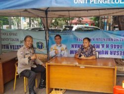 Pengamanan Titik Kumpul Aksi Unjuk Rasa Aliansi Buruh di Kawasan IRTI Monas