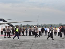 Komandan Lantamal I Sambut Kedatangan Kepala Kepolisian Republik Indonesia (Kapolri)