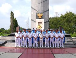 Sambut HUT Kopaska Ke-63, Danpuskopaska TNI-AL Pimpin Upacara Tabur Bunga