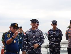 Pastikan Keamanan Perairan Dumai Jelang Idul Fitri, Lanal Dumai Laksanakan Patroli dan Peninjauan Bersama