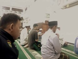 Safari Ramadhan Dengan Tarawih Keliling Bhabinkamtibmas Kelurahan Gunung Sahari Utara