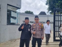 Lebaran Hari Ke Tiga, Bhabinkamtibmas Karet Tengsin Monitoring Peziarah Yang Akan Ke TPU Karet Bivak Dan Kebembem