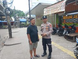 Patroli Kewilayahan Polsek Gambir Jaga Keamanan Lingkungan Saat Warga Mudik