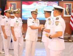Danlanal Bintan Hadiri Sertijab Danlanal Tanjung Balai Karimun