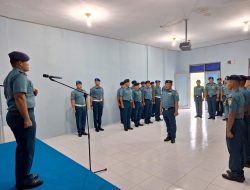 Danlanal Simeulue Pimpin Upacara Kenaikan Pangkat Personel Lanal Simeulue Periode 1 APRIL 2025