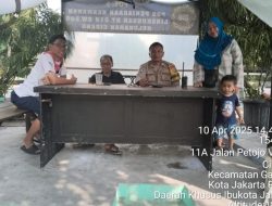 Bhabinkamtibmas Sambangi Warga Cideng, Ajak Bersama Cegah Tindak Kriminalitas