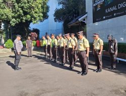 Bhabinkamtibmas Gelora Ajak Security TVRI Untuk Menjaga Kamtibmas Pada Saat Apel
