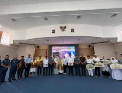 Danlanal Bintan Dampingi Bupati Bintan Melepas Keberangkatan Calon Jama’ah Haji Tahun 2025
