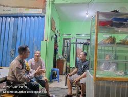 Bhabinkamtibmas Sambangi Tokoh Masyarakat, Warga Apresiasi Kehadiran Polisi di Kampung Rawa