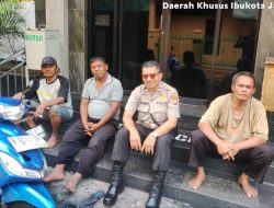 Sambang Dialogis di Pemukiman Warga Lingkungan RT 04 RW 03 Kelurahan Johar Baru.