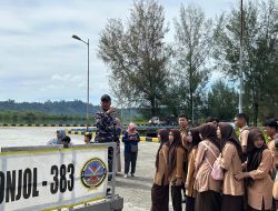 Antusiasme Masyarakat Simeulue Pada Kegiatan Open Ship KRI Imam Bonjol-383 di Pelabuhan Laut Sinabang