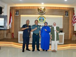 Komandan Lanal Bandung Bersama Prajurit Menerima Sosialisasi PT. ASABRI dan Bank Wori Saudara di Lingkungan Lanal Bandung