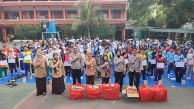 Sat Binmas Polres Metro Jakarta Pusat Berikan Penyuluhan Bahaya Narkoba dan Judi Online pada MPLS SMPN 269
