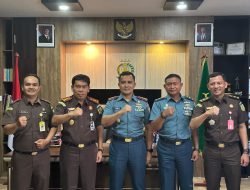 Sinergitas Danlanal Dabo Singkep Kunjungan Kerja ke Kajari Kabupaten Lingga