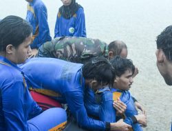 Kodaeral IX Ambon Beri Pelatihan Evakuasi Medis Laut Kepada Mahasiswa S1 Keperawatan STIKES Maluku Husada