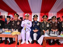 Teguhkan Semangat Bersatu, Berdaulat dan Maju, Danlanal Dumai Ikuti Upacara Bendera Memperingati HUT Ke-80 Kemerdekaan Republik Indonesia