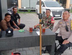 Bhabinkamtibmas dan Babinsa Patroli Dialogis, Ajak Security Tingkatkan Kewaspadaan