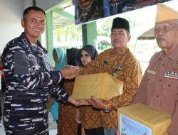 Soliditas TNI Untuk Masyarakat, Lanal Bengkulu Bersama Korem Garuda Emas Gelar Bakti Sosial Kesehatan
