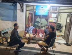 Bhabinkamtibmas Karet Tengsin Sambangi Poskamling RT 04/06, Wujudkan Kamtibmas yang Aman dan Kondusif