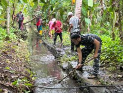 Aksi Kegiatan Sosial Pos TNI AL Midai Untuk Warga di Pulau Midai