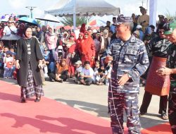 Danlanal Bintan Hadiri Pawai Budaya Kota Tanjungpinang