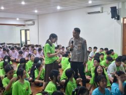 Polsek Senen Beri Penyuluhan Kenakalan Remaja di SMP 3 Penabur Jakarta