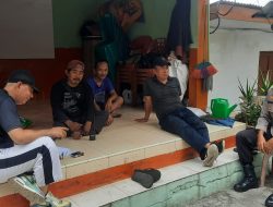 Dekatkan Diri ke Warga, Bhabinkamtibmas Sambangi Tomas dan Warga RT 10/13 Kebon Melati Ajak Jaga Jakarta