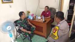 Bhabinkamtibmas dan Babinsa Petamburan Patroli Kewilayahan Sambangi Ketua RW 04 Ajak Jaga Kamtibmas