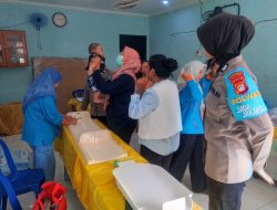 Polwan Jaga Jakarta Ajak Warga Cegah Stunting Lewat Posyandu dan Edukasi Kesehatan